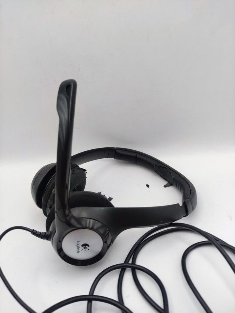 Дешево Logitech h390 usb з ломбарду