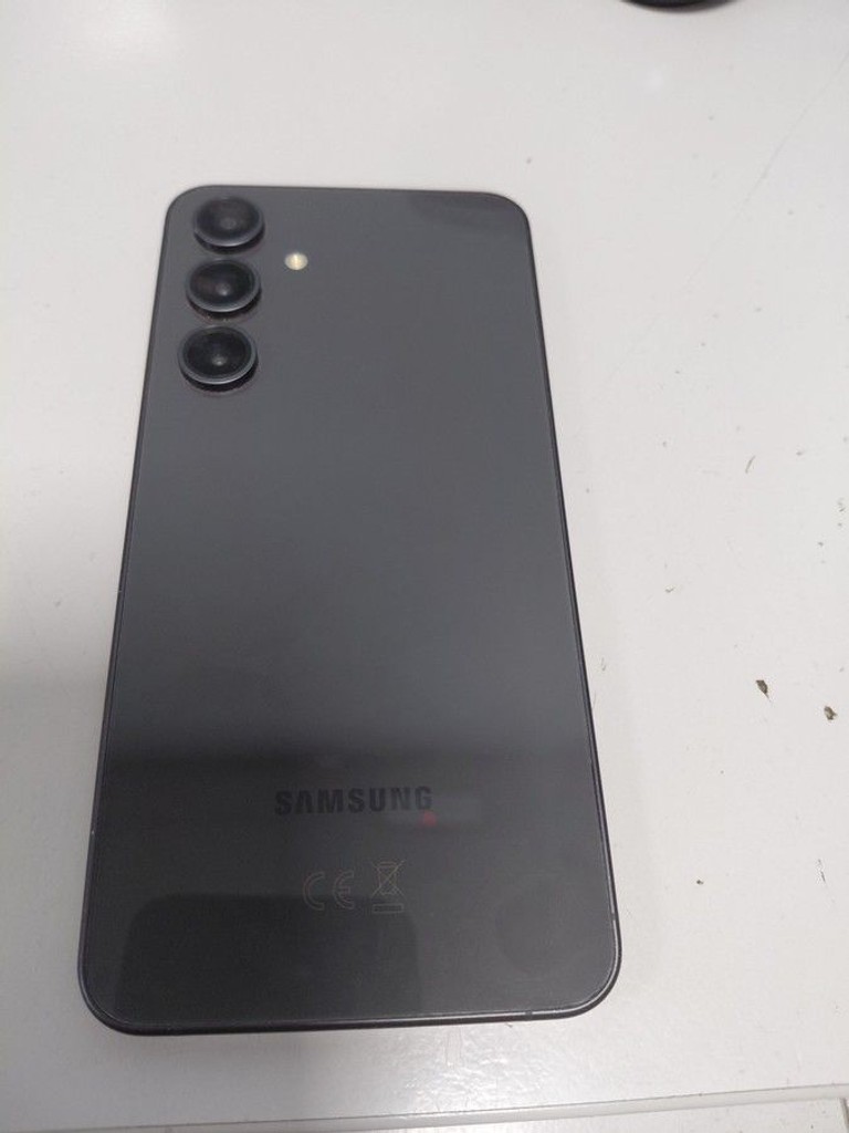 Samsung galaxy s24 fe 8/256gb Код:01-201093332. Зображення 5