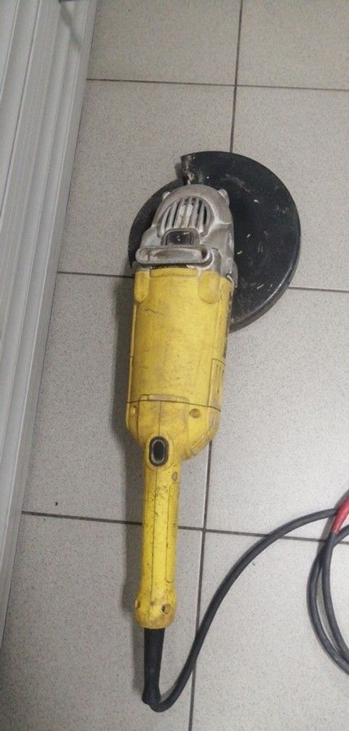 Dewalt DWE494 Код:01-201101429. Зображення 5