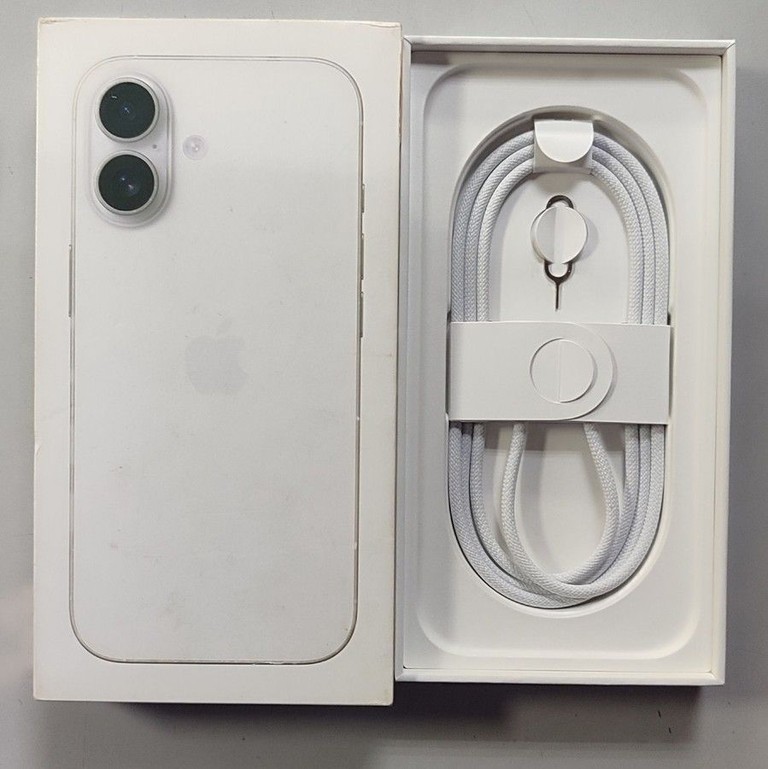 Оголошення Apple iPhone 17 256GB Black (MG6J4) Б/У