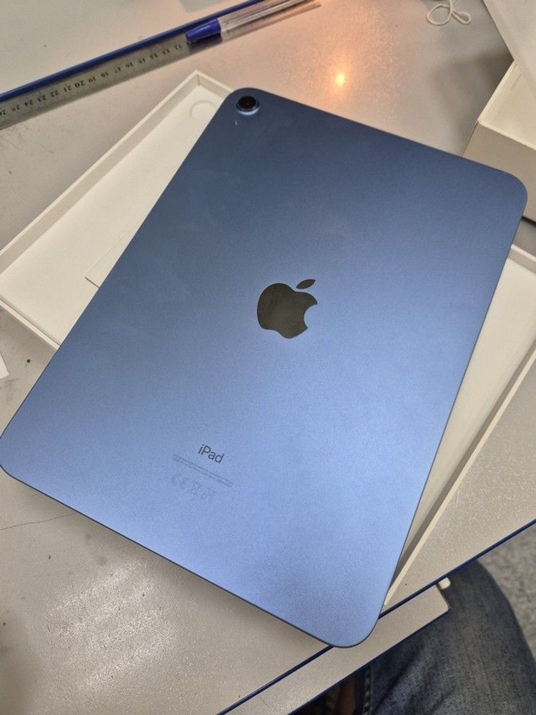 Дешево Apple ipad 10.9 2022 wi-fi 64gb з ломбарду