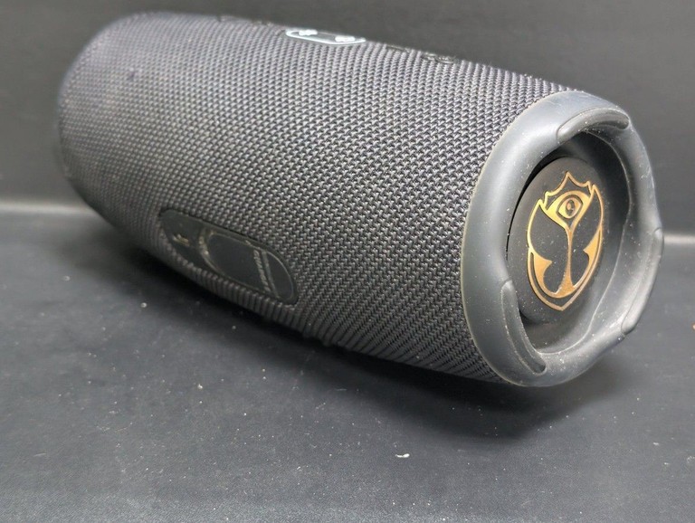 Оголошення Jbl charge 5 Б/У