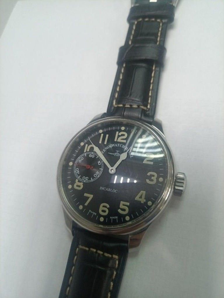 Дешево Zeno-Watch Basel 8558 з ломбарду