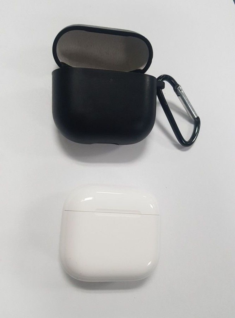 Распродажа Apple airpods 4 with active noise cancellation, продавец Техноскарб