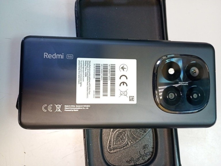 Дешево Xiaomi redmi note 14 pro+ 5g 8/256gb з ломбарду