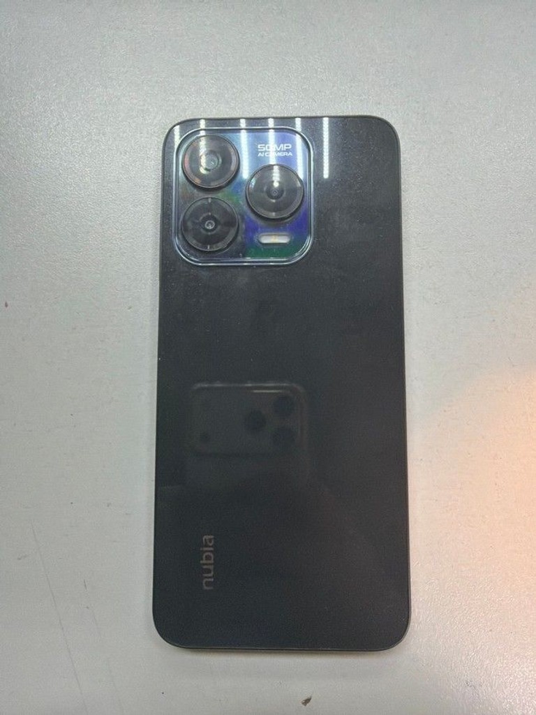 Распродажа Zte Nubia V70 Design 8/256GB Gray, продавец Техноскарб