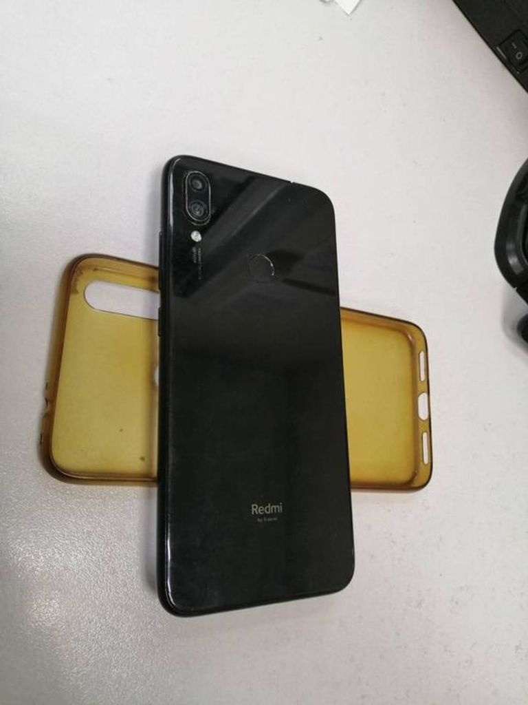 Дешево Xiaomi Redmi Note 7 4/64GB Black з ломбарду