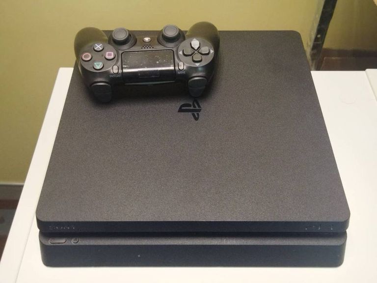 Оголошення  Sony PlayStation 4 Slim 1TB Black Б/У