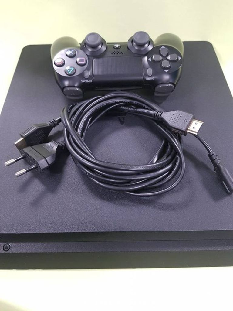 Sony ps 4 slim cuh-2116b 1000gb