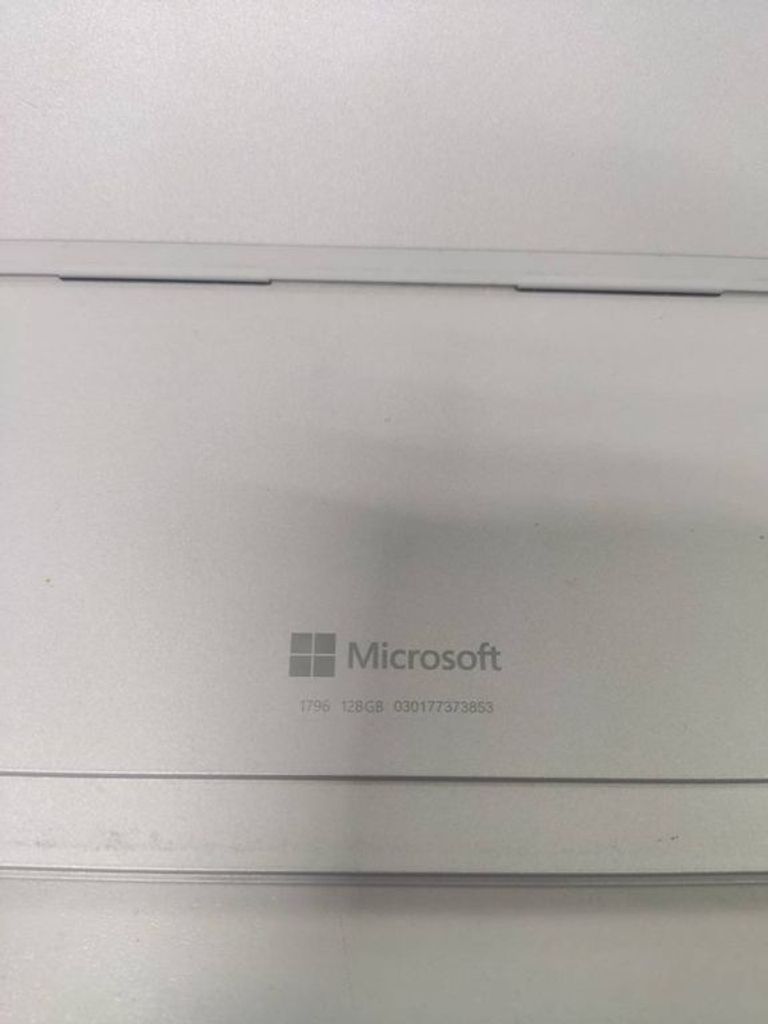 Microsoft surface pro 5 12,3" core i5-7300u 2,6ghz/ram4gb/ssd128gb/intel hd graphics 620