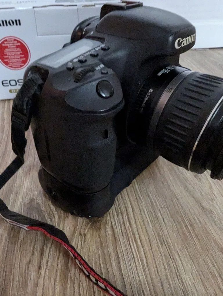 Canon EOS 7D kit (18-55mm IS) Код:null. Изображение 5
