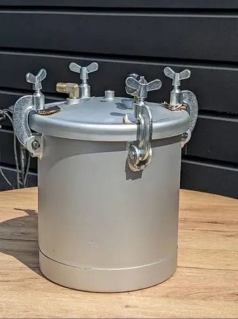 Бак для фарби VEVOR 10 л. Для професійного фарбування розпилювач з регулятором пістолета (1,5 мм) Код:null. Изображение 6