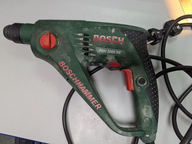 Дешево Bosch pbh 2000 re з ломбарду