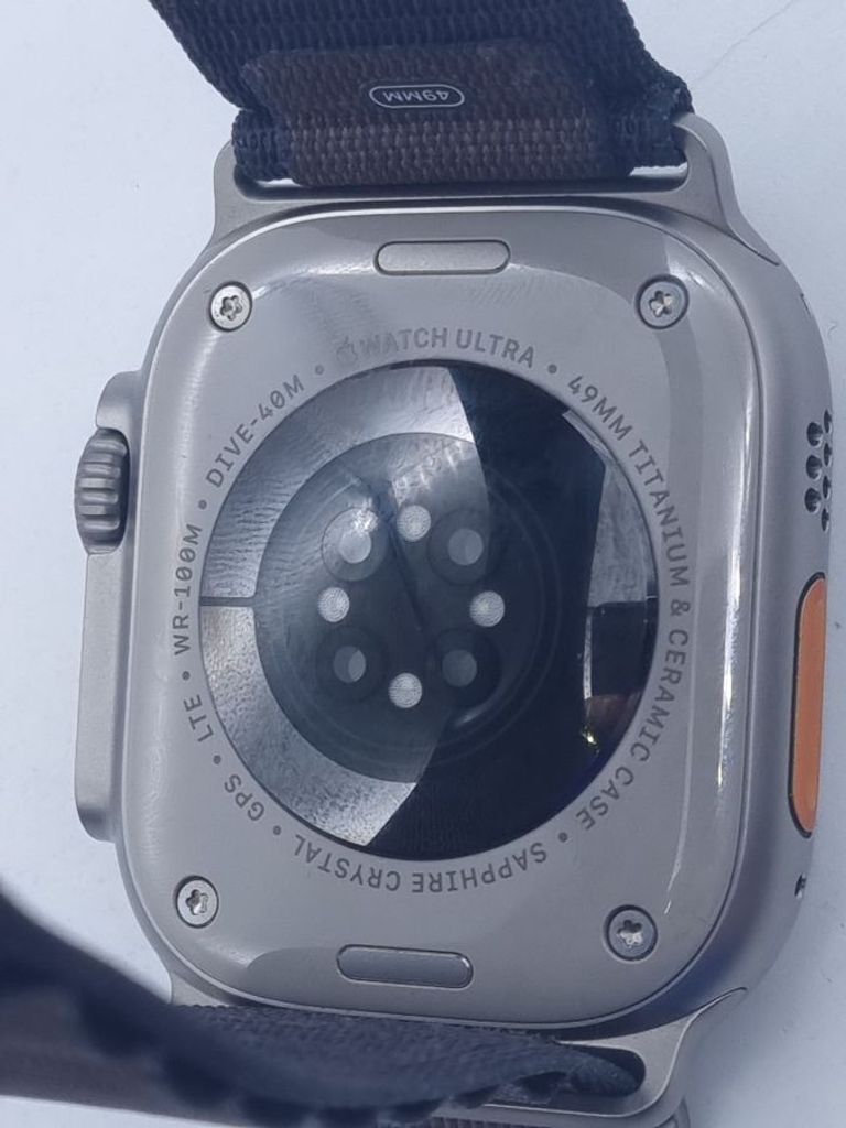 Apple Watch SE 2 GPS + Cellular 40mm Starlight Aluminum Case w. Starlight Sport Loop (MRG33) Код:01-200597257. Зображення 6