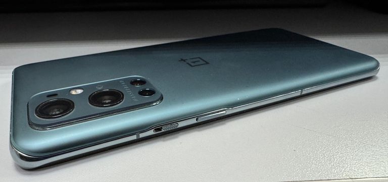 Розпродаж Oneplus 9 Pro 8/256GB Pine Green, продавець Техноскарб