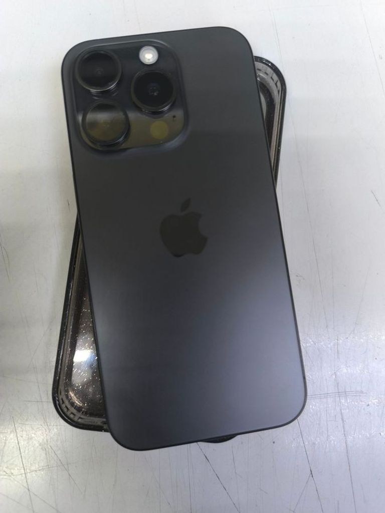 Apple iphone 15 pro 256gb Код:01-200612119. Зображення 10