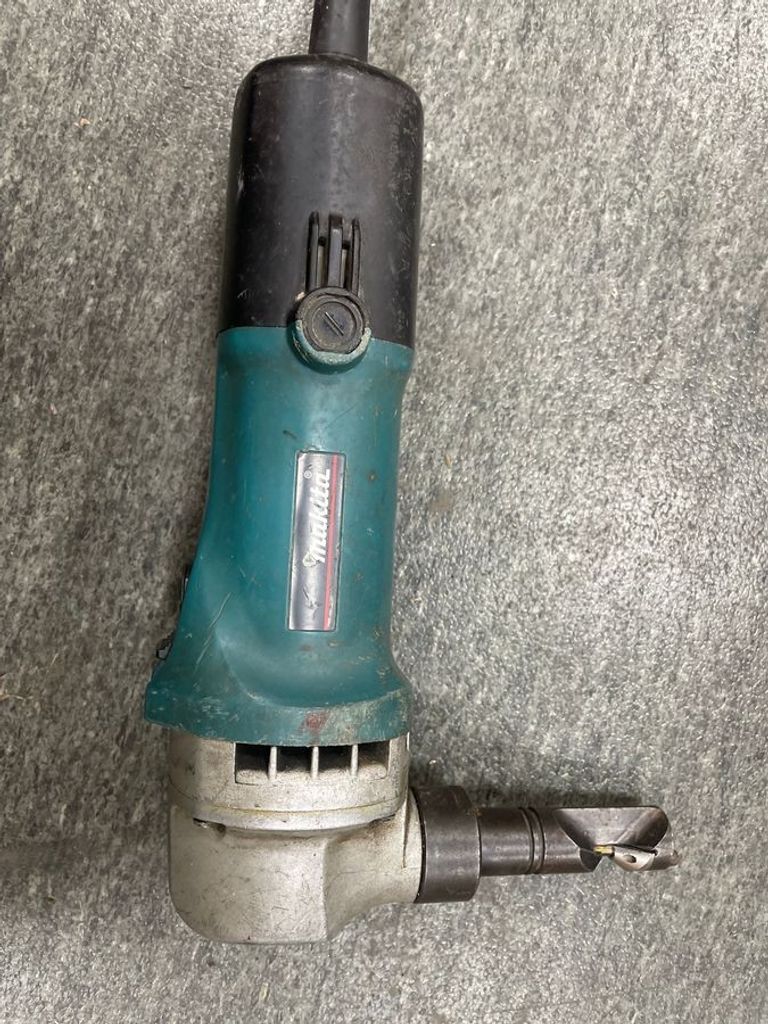 Оголошення Makita JN1601 Б/У