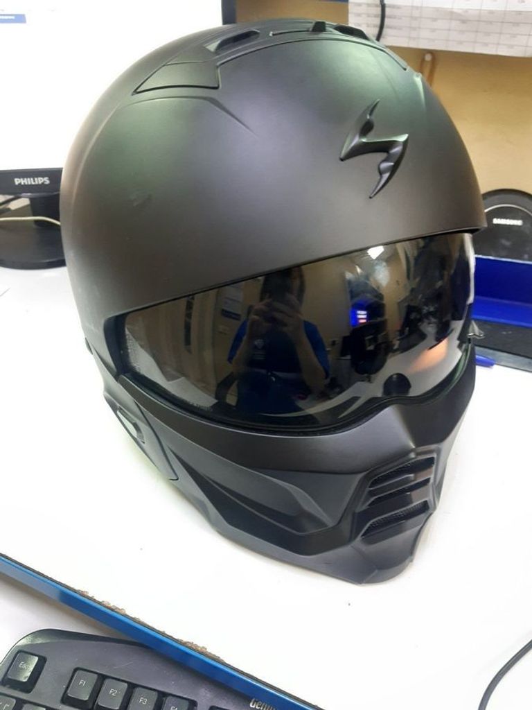 Дешиво Scorpion exo-combat ii matt с ломбарда