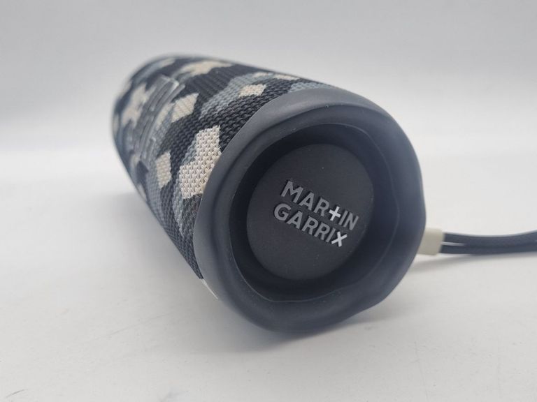 Дешево Jbl flip 6 martin garrix з ломбарду