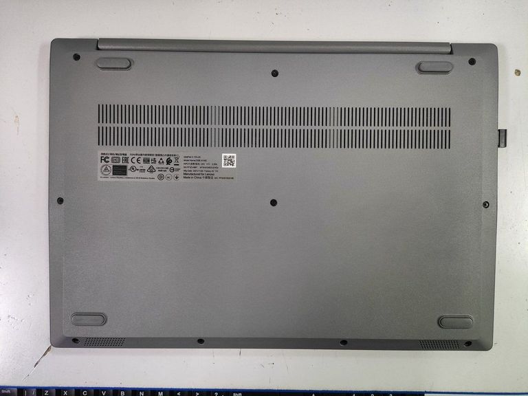 Объявление Lenovo 15/core i3-1005g1 ddr4/8gb ddr4/hdd 1000 gb/ssd *відсутній/geforce mx330 2gb Б/У