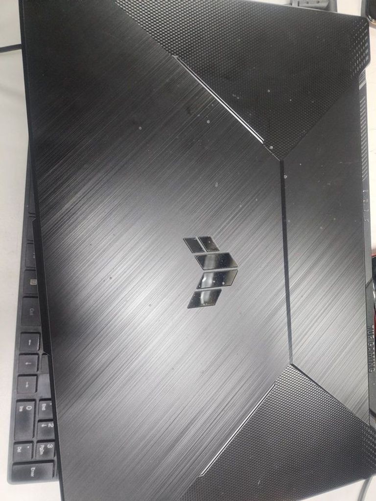 Дешево Asus 17/ryzen 5 7535hs ddr5/16gb ddr5/ssd 512 gb/geforce rtx2050 4gb з ломбарду