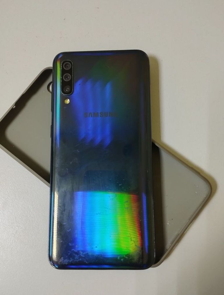Дешиво Samsung a505f galaxy a50 4/128gb с ломбарда