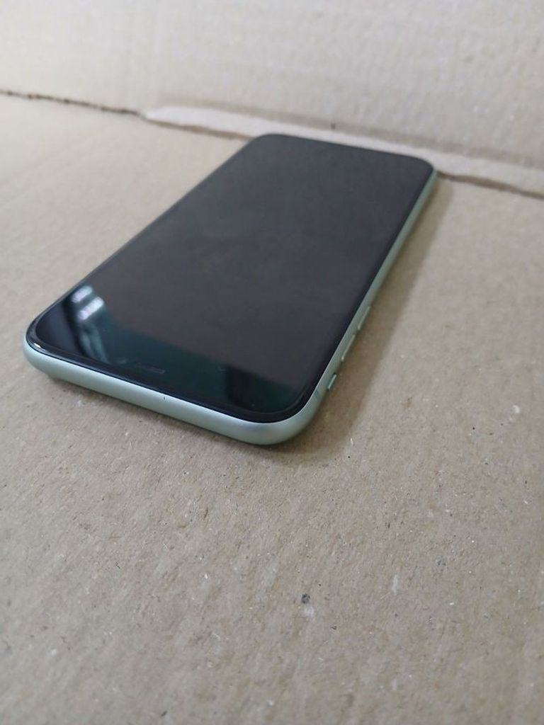 Apple iPhone 11 64GB White (MWL82) Код:01-200807850. Изображение 8