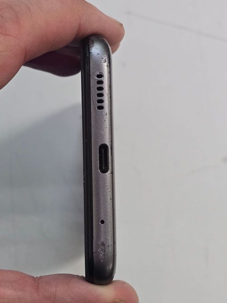 Оголошення Motorola moto e20 xt2155-6 2/32gb Б/У