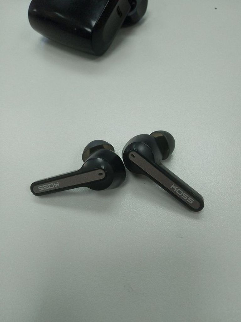 Купить Koss tws150i Б/У