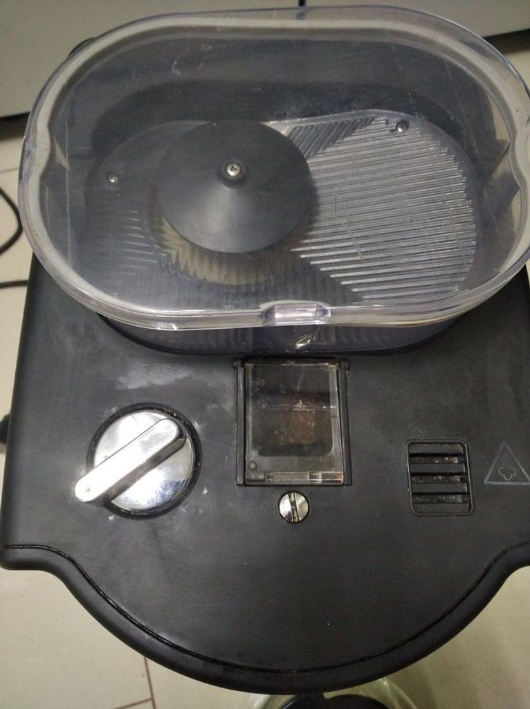 Дешиво Russell hobbs Allure Grind 20060-56 с ломбарда