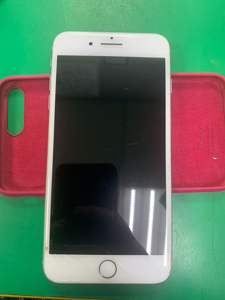 Дешево Apple iphone 8 plus 256gb з ломбарду