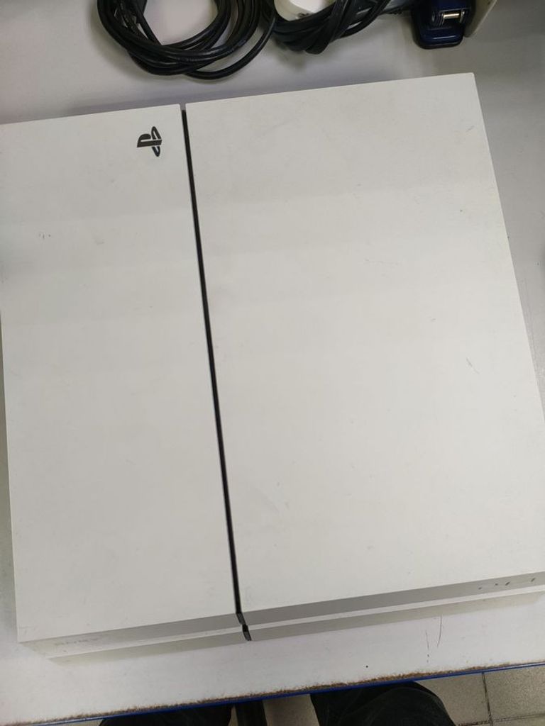 Купить Sony playstation 4 500gb Б/У
