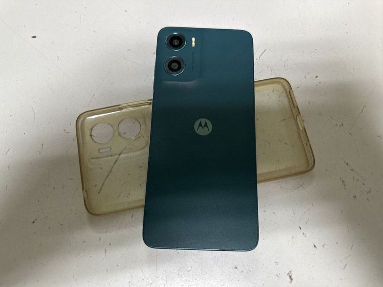Купить Motorola moto g05 4/128gb Б/У