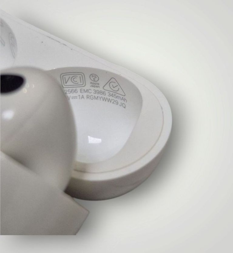 Дешево Apple airpods 3rd generation з ломбарду