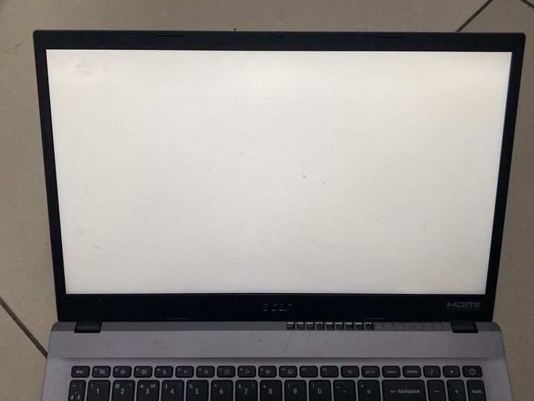 Дешиво Acer 15/core i3-1215u ddr5/16gb ddr4/hdd *відсутній/ssd 512 gb/*інтегрована с ломбарда