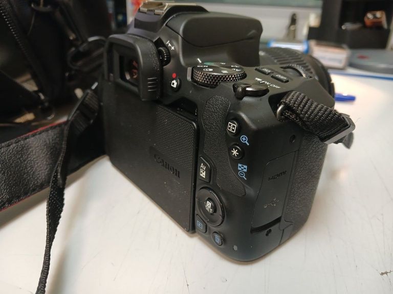 Canon eos 250d kit 18-55mm ef-s is stm Код:01-200825783. Зображення 5