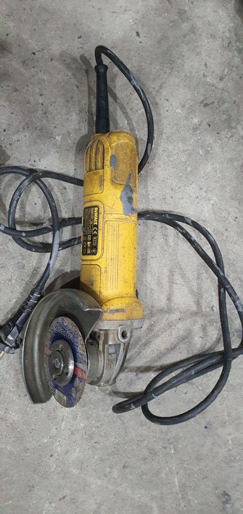 Оголошення Dewalt dwe4157-qs Б/У