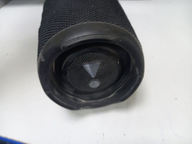 Оголошення Jbl charge 5 Б/У