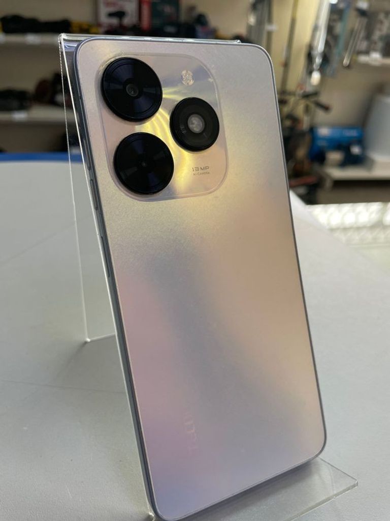 Распродажа Tecno spark go 2024 3/64gb, продавец Техноскарб