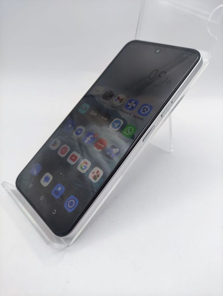 Дешево Tecno spark 30c kl5n 6/128gb з ломбарду