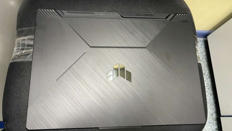 Розпродаж Asus 15/ryzen 5 7535hs ddr5/16gb ddr4/hdd *відсутній/ssd 512 gb/geforce rtx3050 4gb, продавець Техноскарб