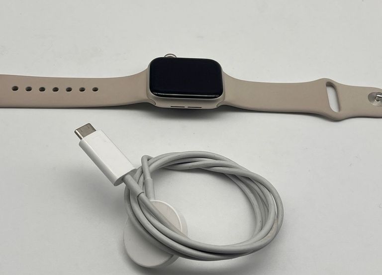 Apple watch se 2 gps 40mm aluminium case Код:01-200860900. Зображення 7