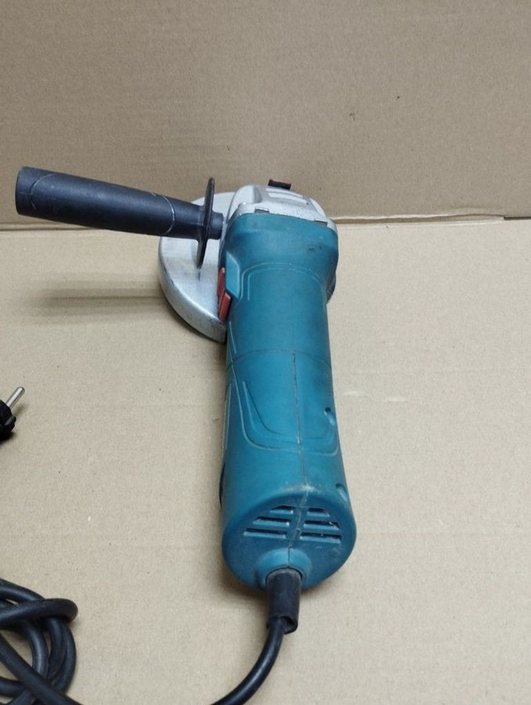 Дешево Hyundai G 650-125 з ломбарду