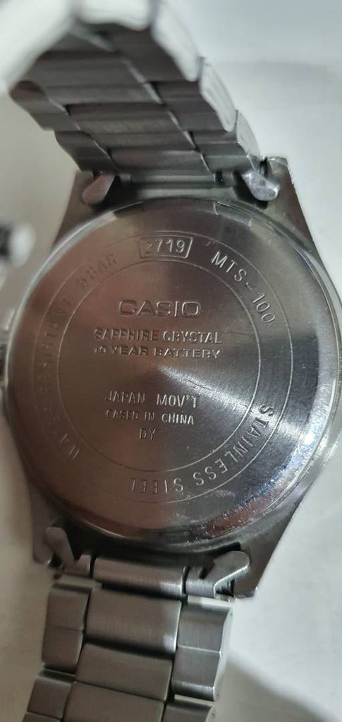 Casio MTS-100D-1AVEF