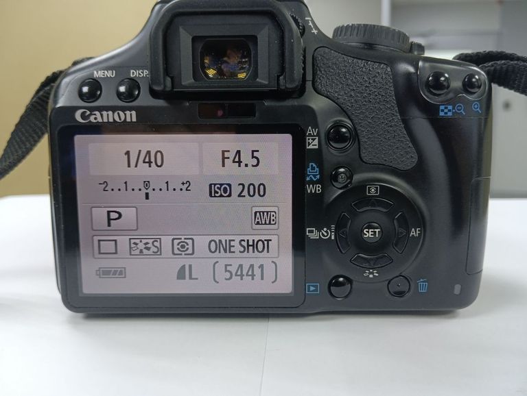 Canon eos 450d + ef-s 18-55mm f/3,5-5,6 is Код:01-200867596. Зображення 8