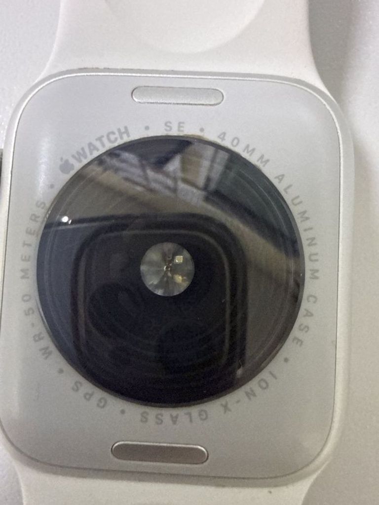 Оголошення Apple watch se 2 gps 40mm aluminium case Б/У