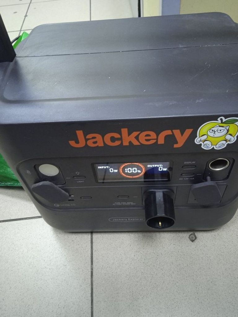 Розпродаж Jackery explorer 2000 pro, продавець Техноскарб