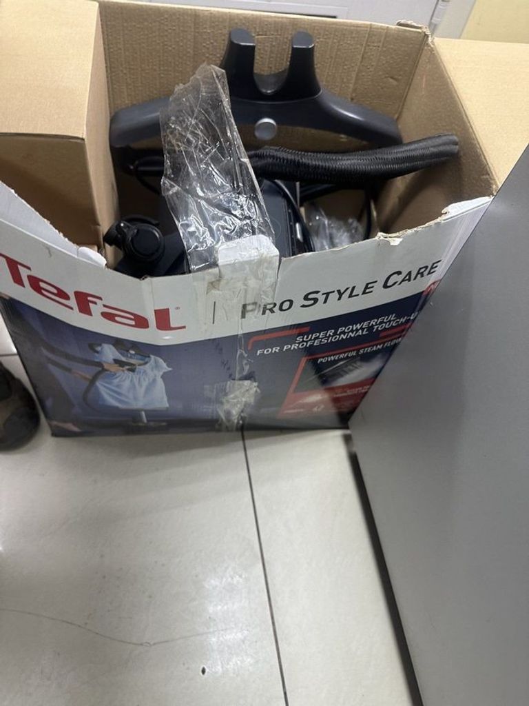 Дешиво Tefal Pro Style Care IT8490 с ломбарда