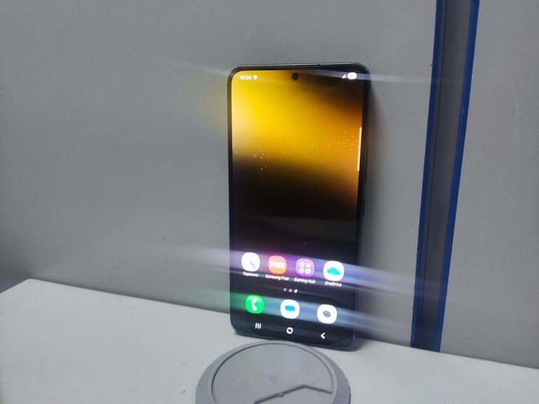 Объявление Samsung s901b galaxy s22 8/128gb Б/У