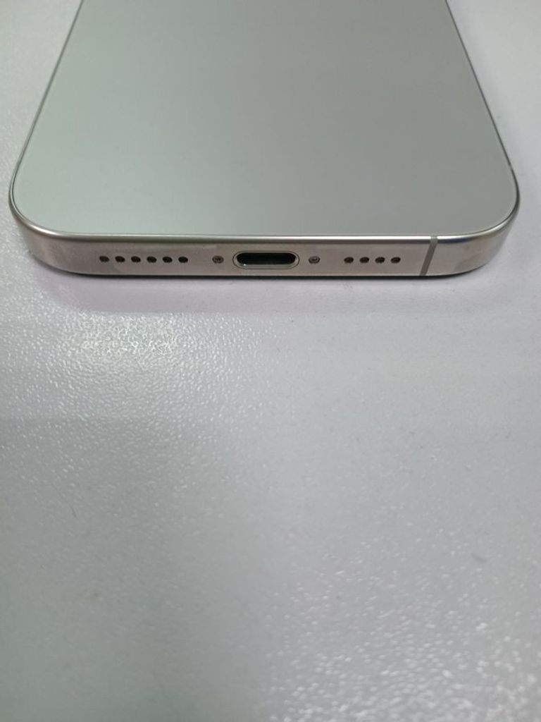 Apple iphone 16 pro max 256gb Код:01-200864740. Зображення 5